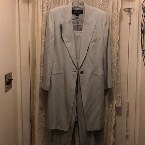 LINDA ALLARD/ELLEN TRACY-LT GREY VISCOSE PANTSUIT